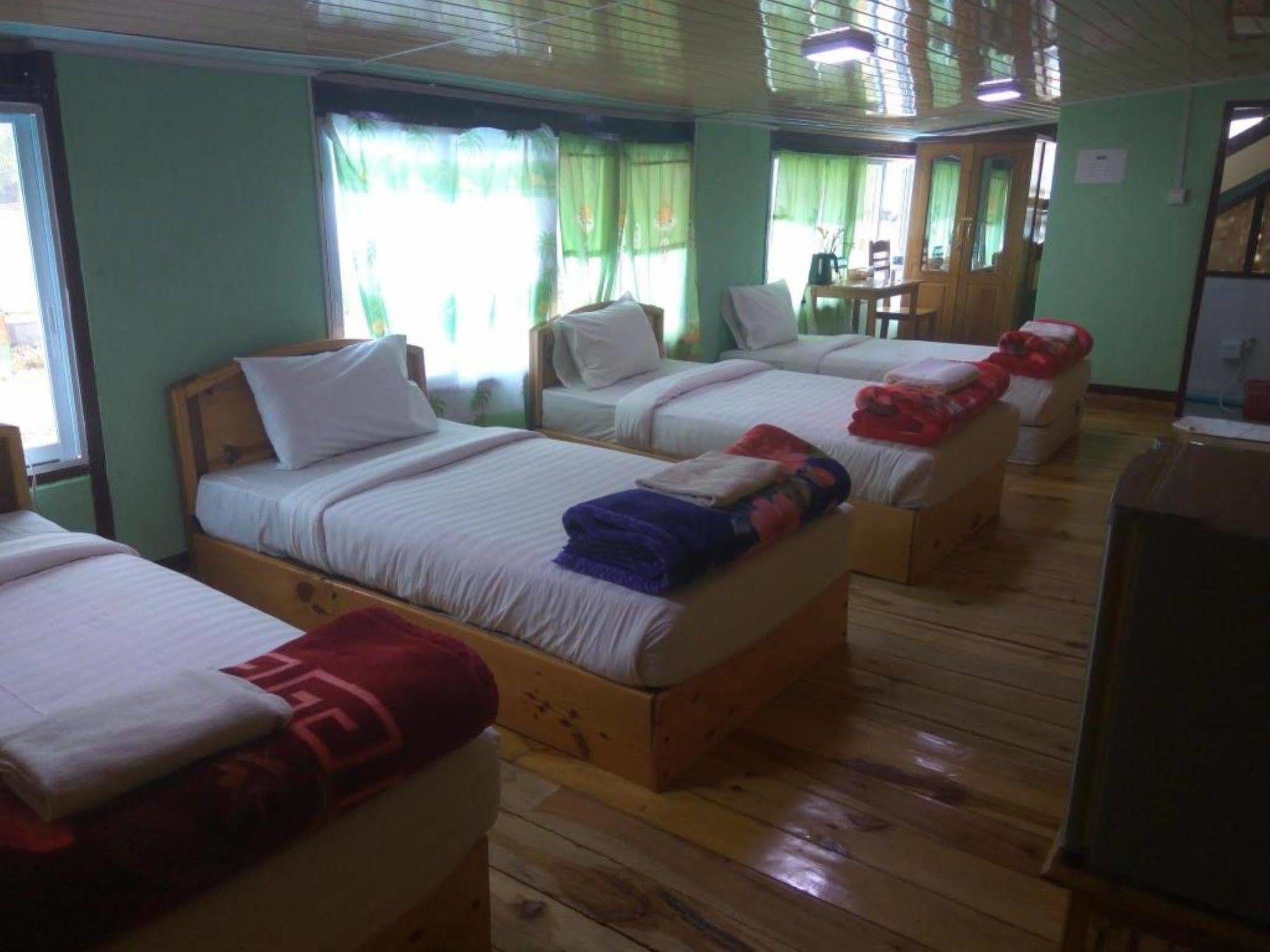 Railroad Hotel Kalaw Dış mekan fotoğraf