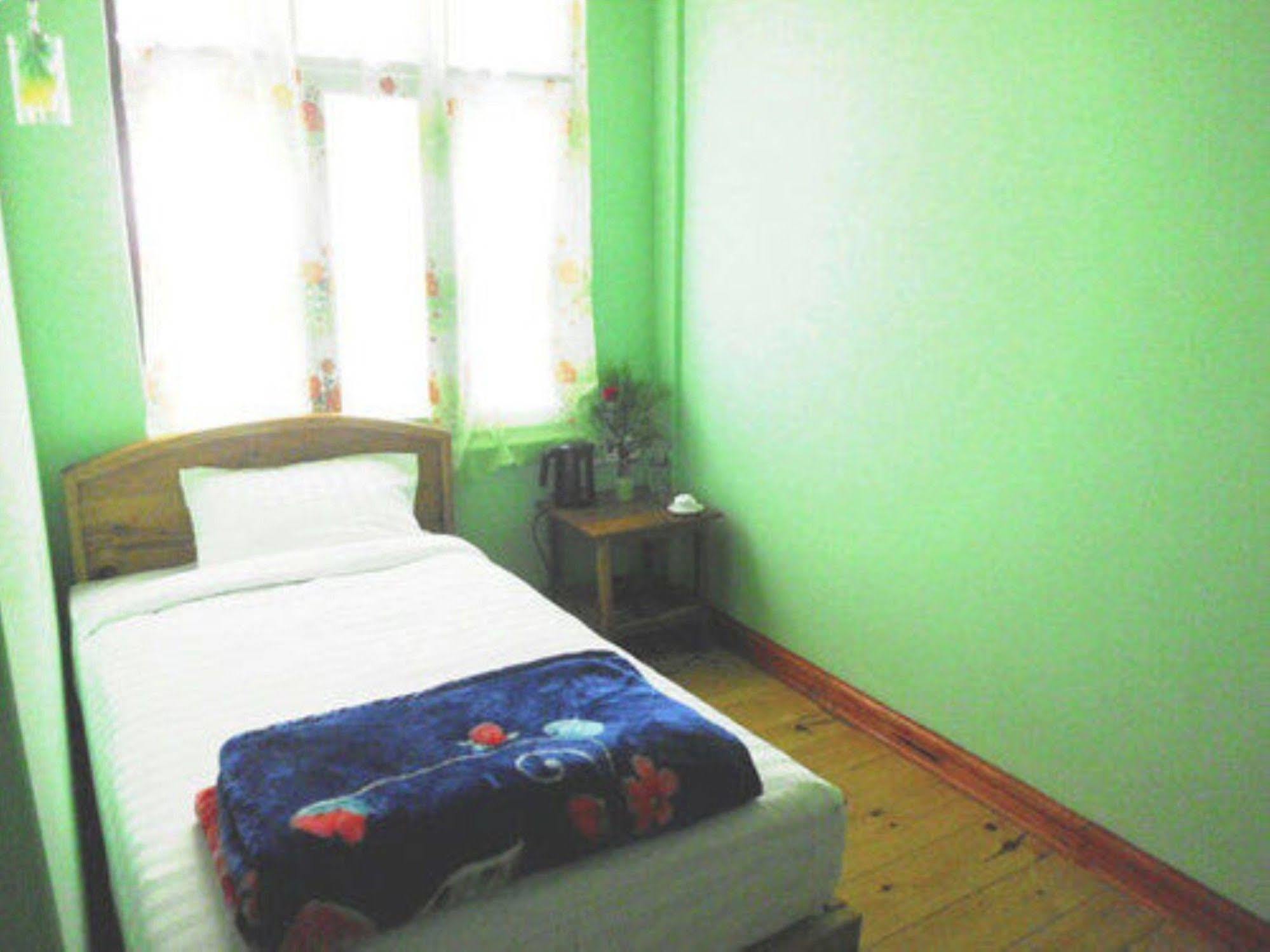 Railroad Hotel Kalaw Dış mekan fotoğraf