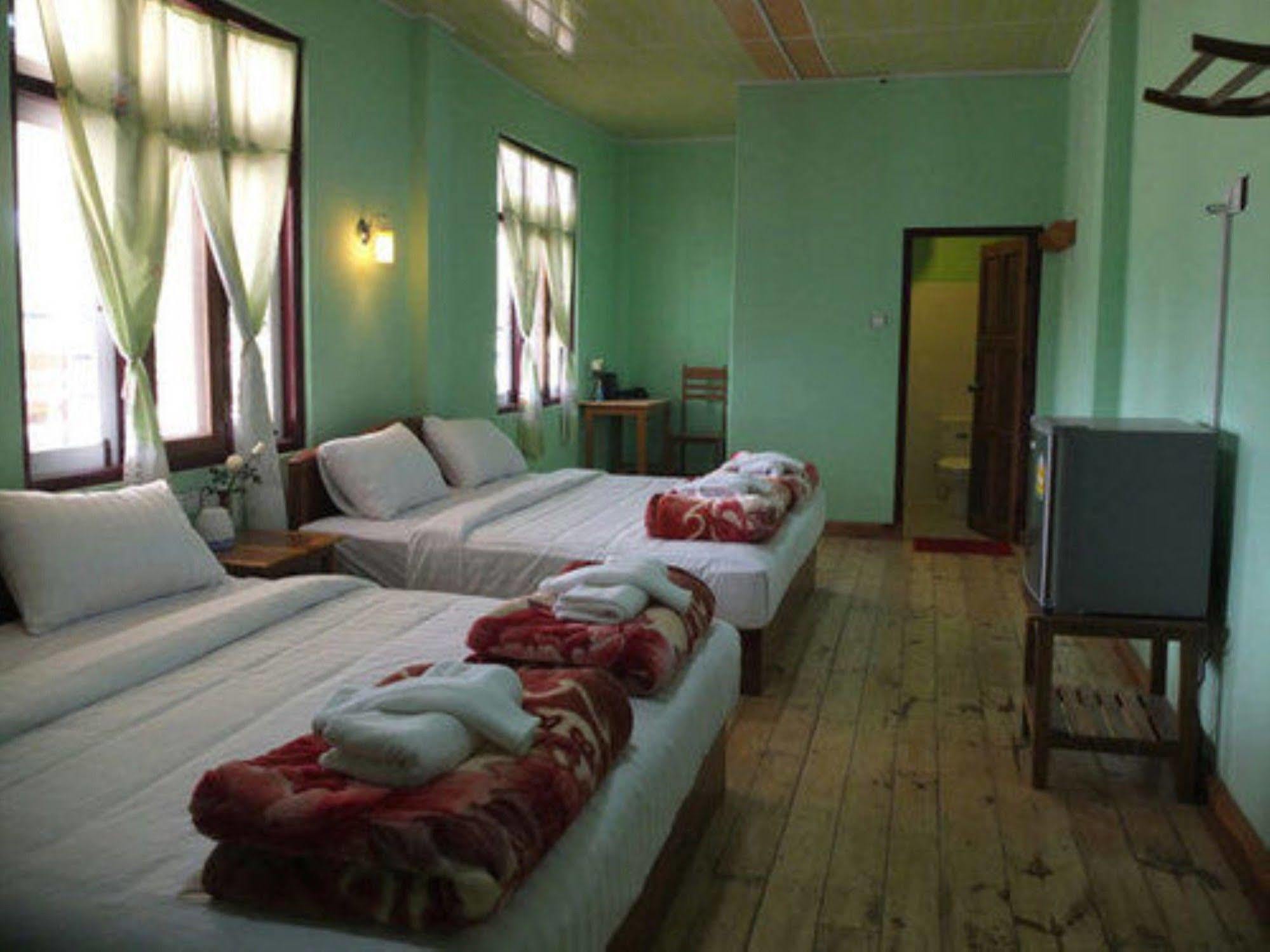 Railroad Hotel Kalaw Dış mekan fotoğraf